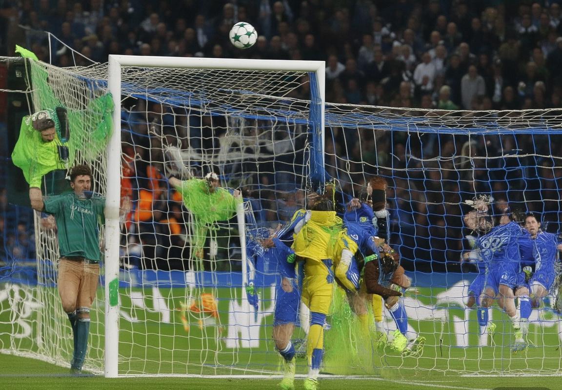 2012欧冠决赛：切尔西点球逆转拜仁，荣耀时刻(图1)