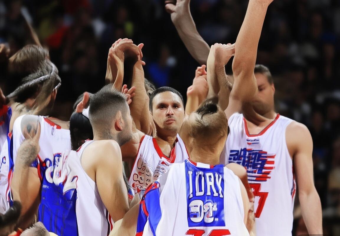 中美篮球巅峰对决：北京首钢VS美国明星队(图2)