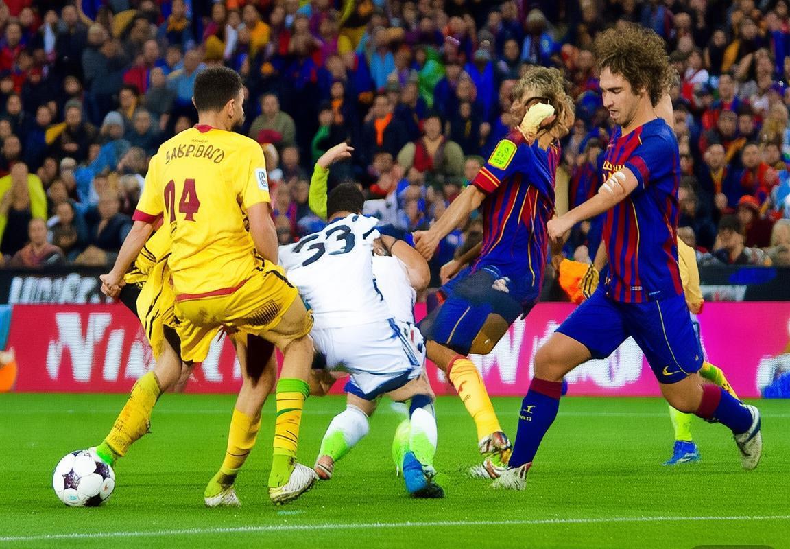 巴塞罗那vs马拉加：巅峰对决前瞻，战术解析与球星较量(图1)